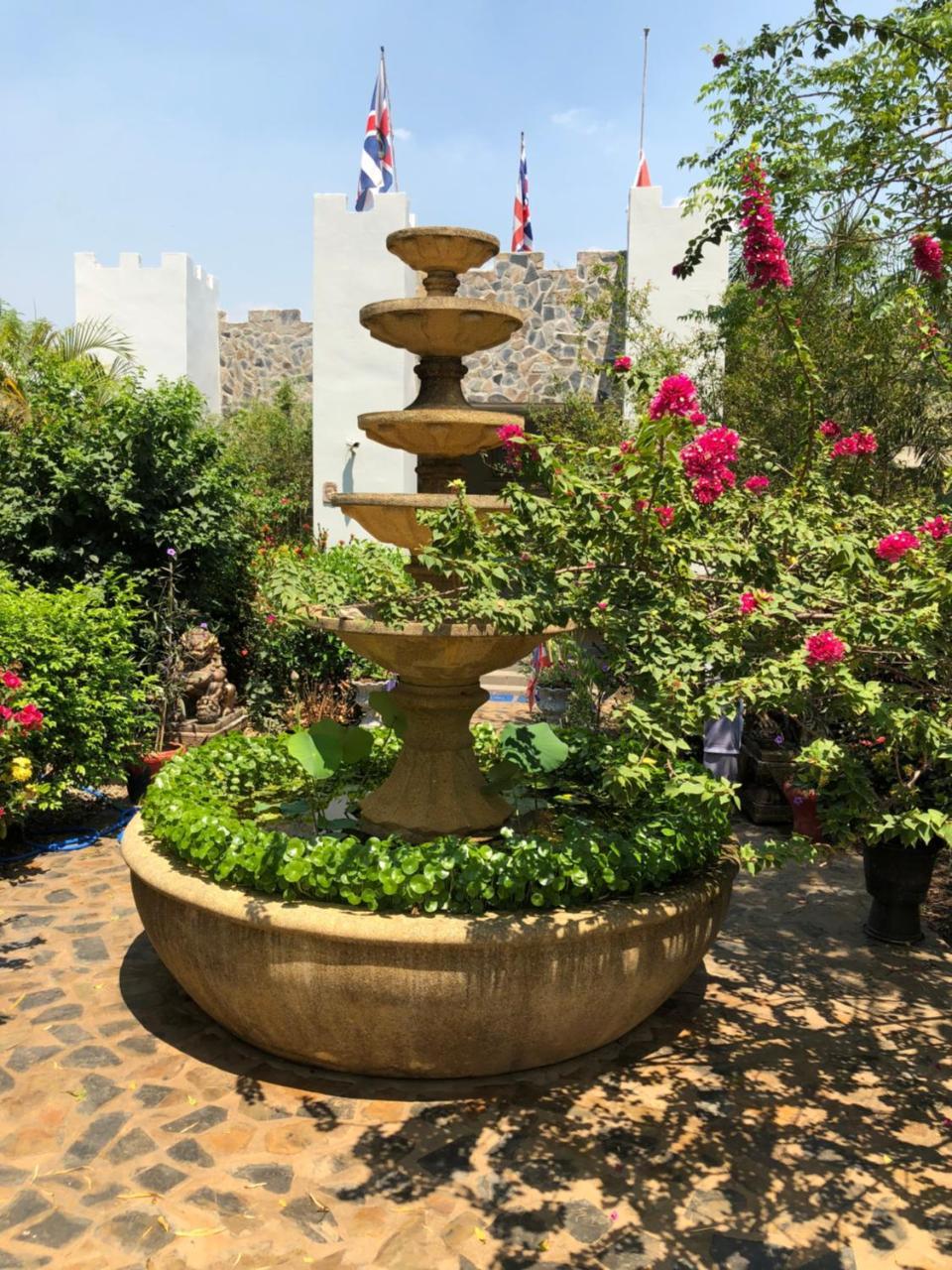 Thai Castle Resort Ban Thap Sila Exteriör bild